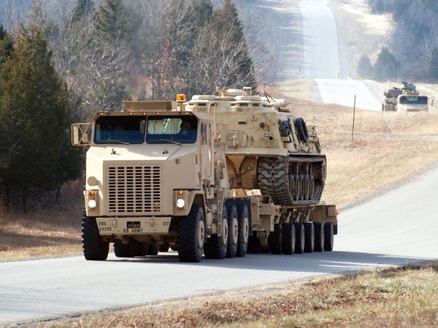  Oshkosh HET (M1070) 1992 года  (фото 1 из 7)